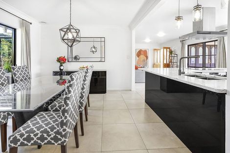 Photo of property in 18 Longwood Place, Harrowfield, Hamilton, 3210