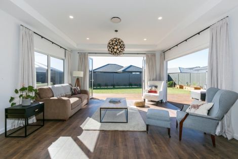 Photo of property in 9 Kaituna Place, Te Awa, Napier, 4110