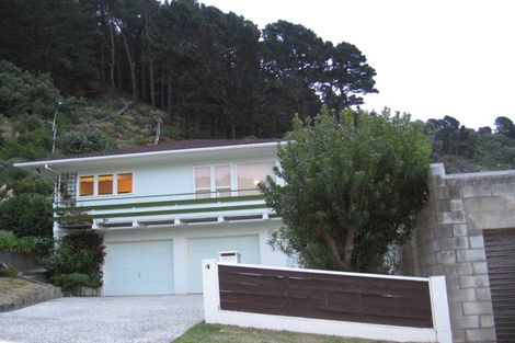 Photo of property in 4 Berwick Grove, Seatoun, Wellington, 6022