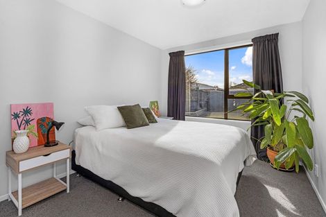 Photo of property in 6b Rolfe Place, Bishopdale, Christchurch, 8053
