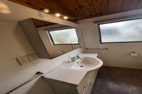 Photo of property in 48 Mulberry Street, Maungaraki, Lower Hutt, 5010