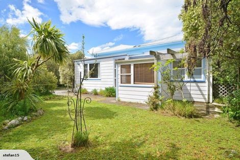 Photo of property in 3 Hickson Street, Featherston, 5710