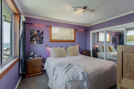 Photo of property in 11 Acheron Road, Paremata, Porirua, 5026