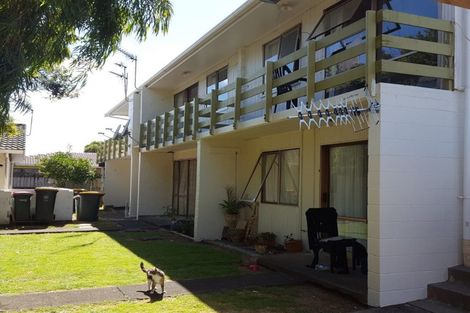 Photo of property in 30g Puhinui Road, Manukau, Auckland, 2104