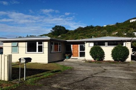 Photo of property in 99 Parkvale Road, Karori, Wellington, 6012