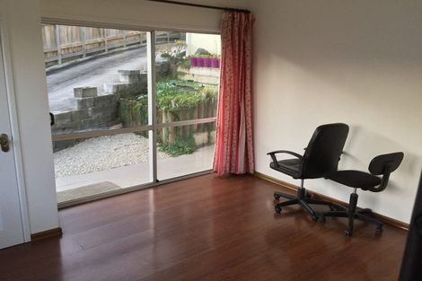 Photo of property in 31 Sequoia Place, Sunnynook, Auckland, 0620