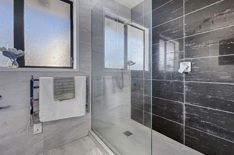 Photo of property in 6 Mataura Place, Clover Park, Auckland, 2019