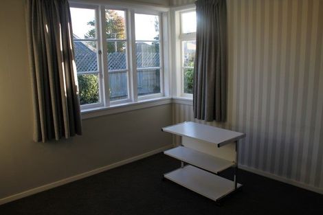 Photo of property in 28 Otara Street, Ilam, Christchurch, 8053