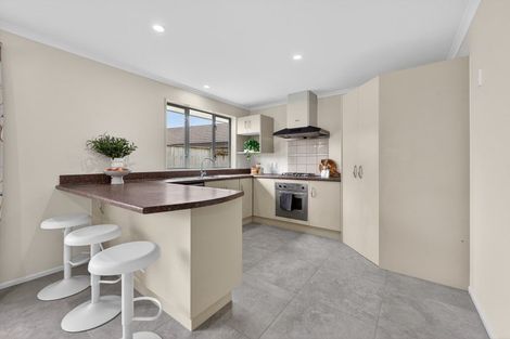 Photo of property in 42 Brooklyn Heights Drive, Kelvin Grove, Palmerston North, 4414