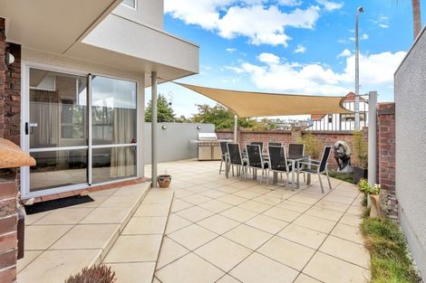 Photo of property in 9 Argo Drive, Half Moon Bay, Auckland, 2012