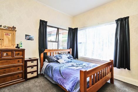 Photo of property in 124 Moulson Street, Strathern, Invercargill, 9812