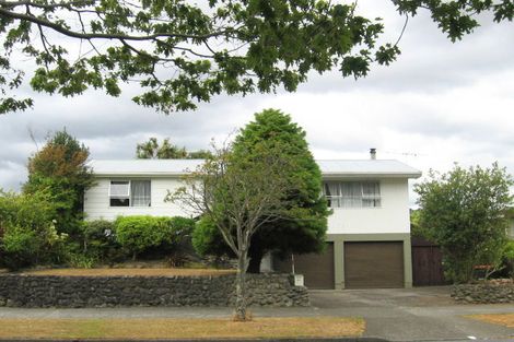 Photo of property in 38 California Drive, Totara Park, Upper Hutt, 5018