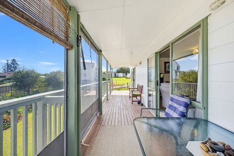 Photo of property in 16 Seascape Lane, Coopers Beach, 0420