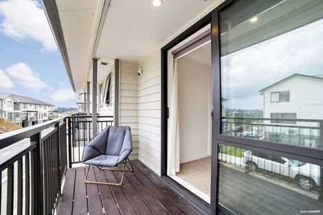 Photo of property in 18 Peony Mews, Oteha, Auckland, 0632