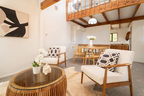 Photo of property in 18 Roys Road, Plimmerton, Porirua, 5026