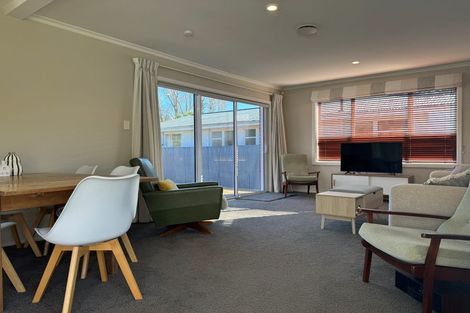 Photo of property in 21 Landsdowne Terrace, Cashmere, Christchurch, 8022