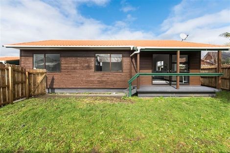 Photo of property in 6/390 West Coast Road, Glen Eden, Auckland, 0602