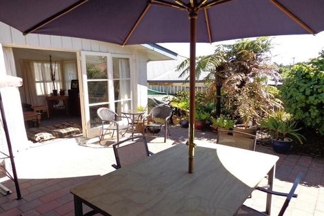 Photo of property in 74 Dinsdale Road, Dinsdale, Hamilton, 3204