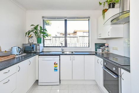 Photo of property in 16b Alexander Street, Papakura, 2110