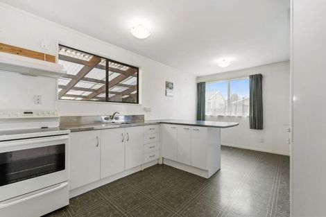 Photo of property in 36b Pohutukawa Drive, Owhata, Rotorua, 3010