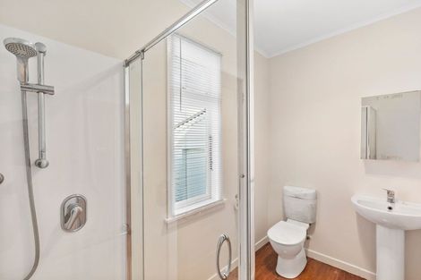 Photo of property in 43 Lismore Street, Strandon, New Plymouth, 4312