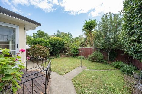 Photo of property in 2/8 Norwich Street, Stoke, Nelson, 7011