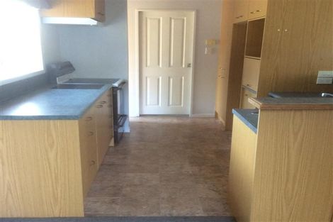 Photo of property in 7 Trengove Place, West Harbour, Auckland, 0618