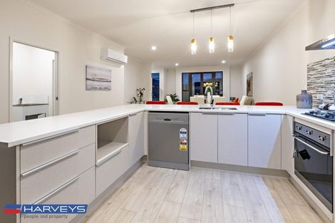 Photo of property in 6 Rere Close, Takanini, 2112