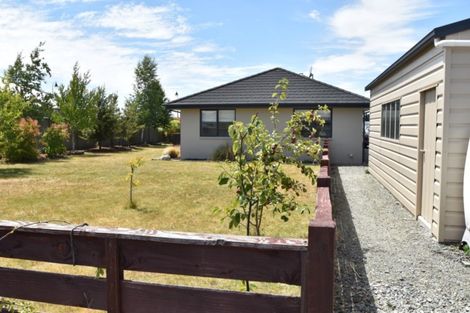 Photo of property in 16 Grandvue Drive, Twizel, 7901