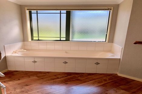 Photo of property in 11 Fendalton Drive, Rototuna, Hamilton, 3210