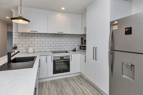 Photo of property in 25 Catherin Servant Close, Maunu, Whangarei, 0110