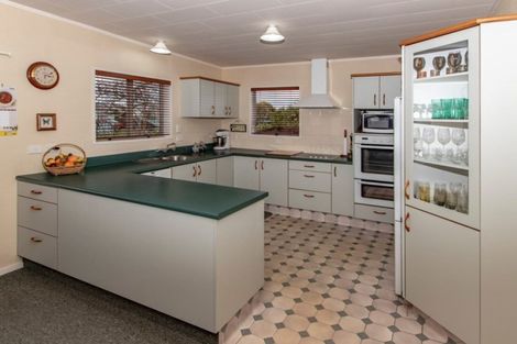 Photo of property in 17 Lyttelton Crescent, Tamatea, Napier, 4112