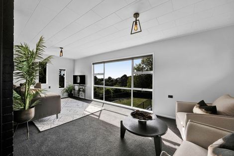 Photo of property in 20 Truby King Street, Merrilands, New Plymouth, 4312