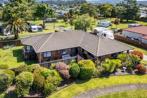 Photo of property in 16 Cobham Lane, Whitianga, 3510
