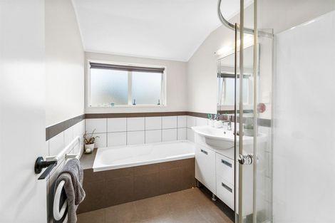 Photo of property in 18 Palmgreen Court, Stanmore Bay, Whangaparaoa, 0932