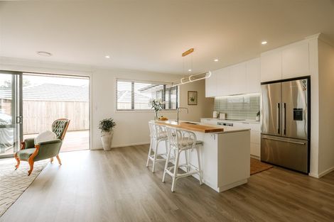 Photo of property in 43 Katania Heights, Brightwater, 7022