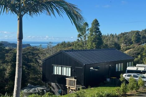 Photo of property in 250 Hillcrest Road, Wainui, 0931
