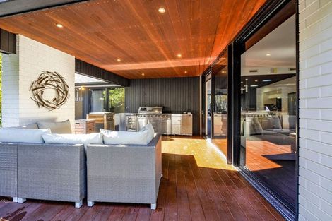 Photo of property in 14 Brooklands Road, Brooklands, New Plymouth, 4310