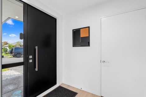 Photo of property in 4 Ader Close, Halswell, Christchurch, 8025