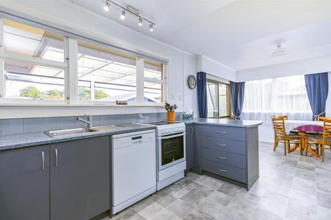 Photo of property in 24 Rhodes Street, Waimate, 7924