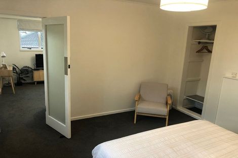 Photo of property in 70 Melbourne Road, Island Bay, Wellington, 6023