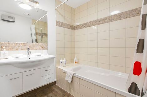 Photo of property in 61b Earls Road, Saint Clair, Dunedin, 9012