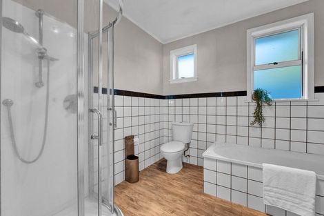 Photo of property in 163a Pembroke Street, Westown, New Plymouth, 4310