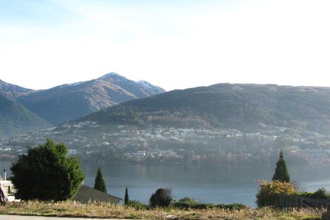 Photo of property in 38 Oregon Drive, Kelvin Heights, Queenstown, 9300