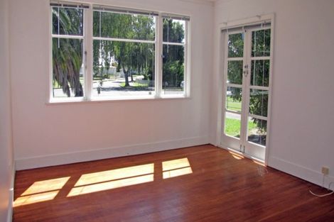 Photo of property in 30 Bright Crescent, Maraenui, Napier, 4110