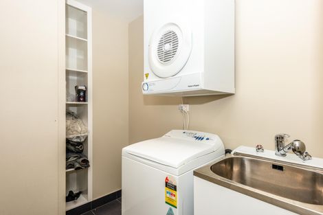 Photo of property in Bay View, 4/90 Customhouse Street, Gisborne, 4010