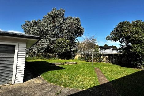 Photo of property in 44 Tiraumea Drive, Pakuranga, Auckland, 2010