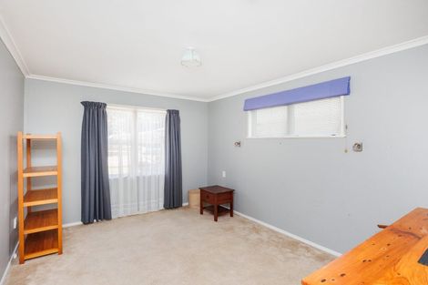Photo of property in 14 Parkland Crescent, Terrace End, Palmerston North, 4410