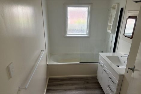 Photo of property in 17 Ariki Place, Hei Hei, Christchurch, 8042