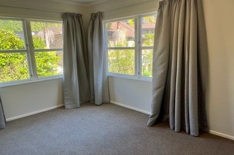 Photo of property in 7 Seymour Road, Mellons Bay, Auckland, 2014